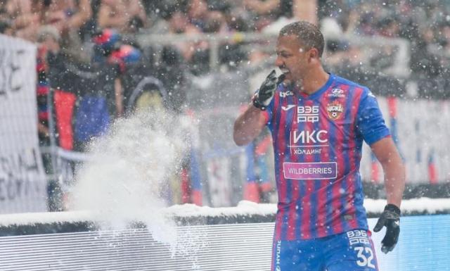 kaiyun-龙东谈加盟俄超：为赚钱才来中国 是时候回归了